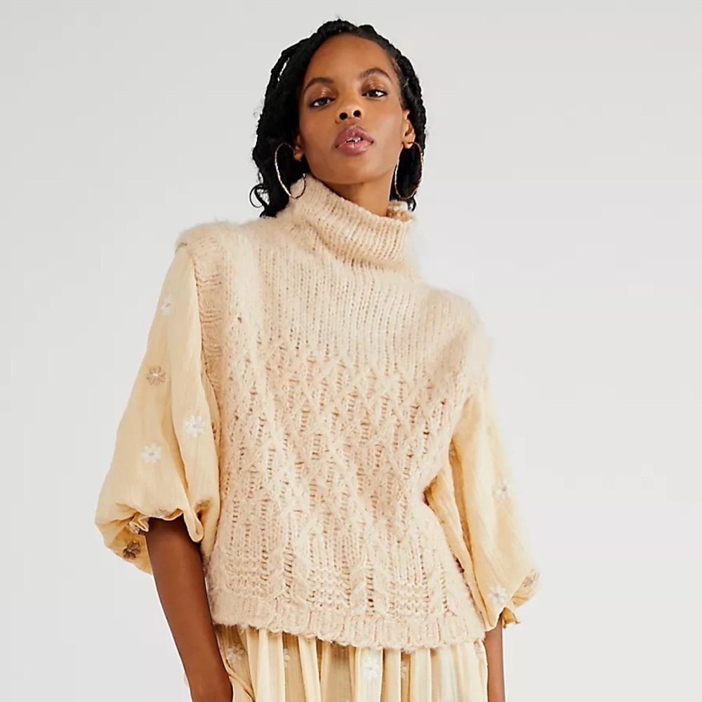 Free People Textured Cable Knit Lost Illusions Cream Sweater Vest Size Small